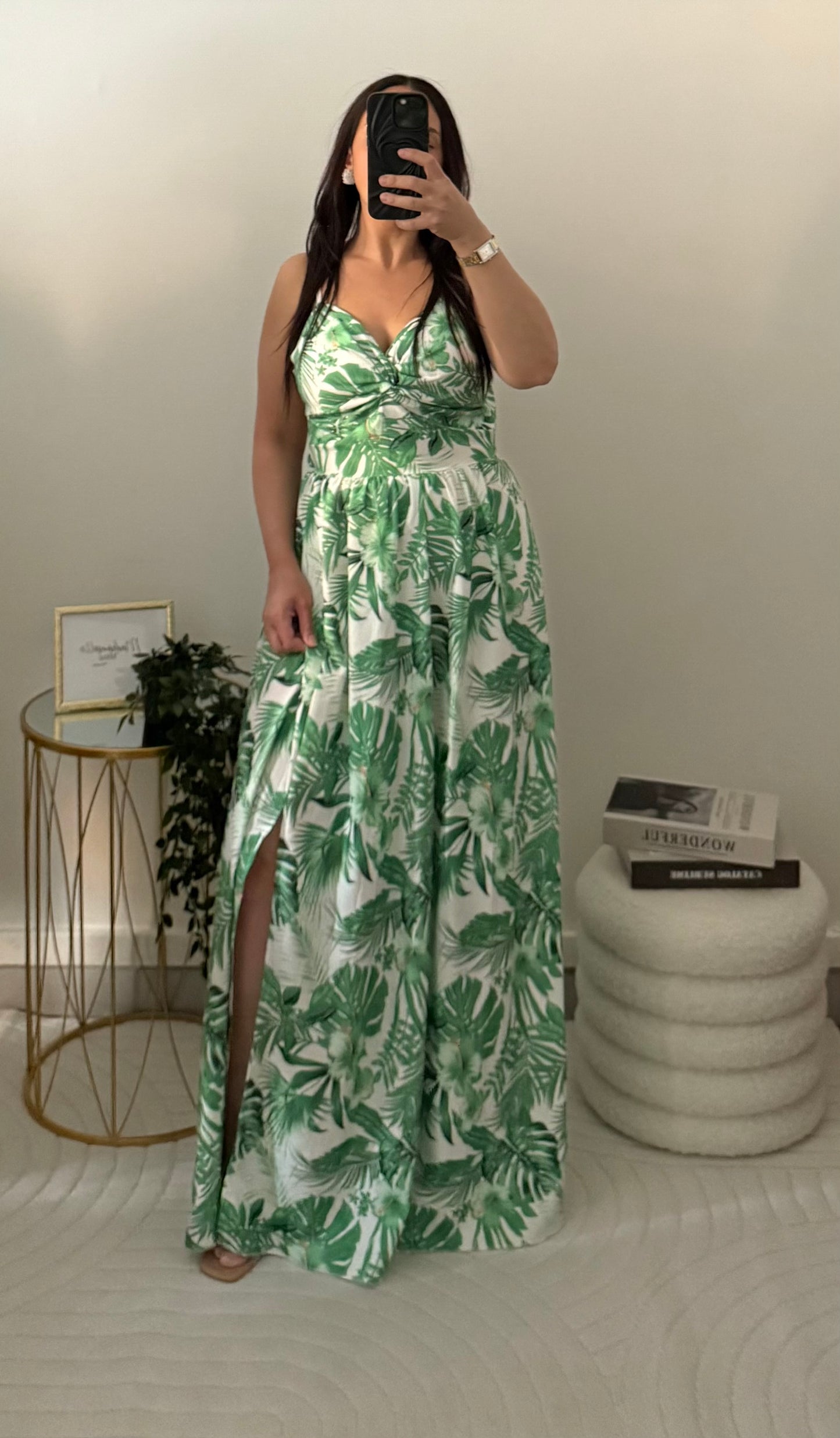 Robe à fleur verte