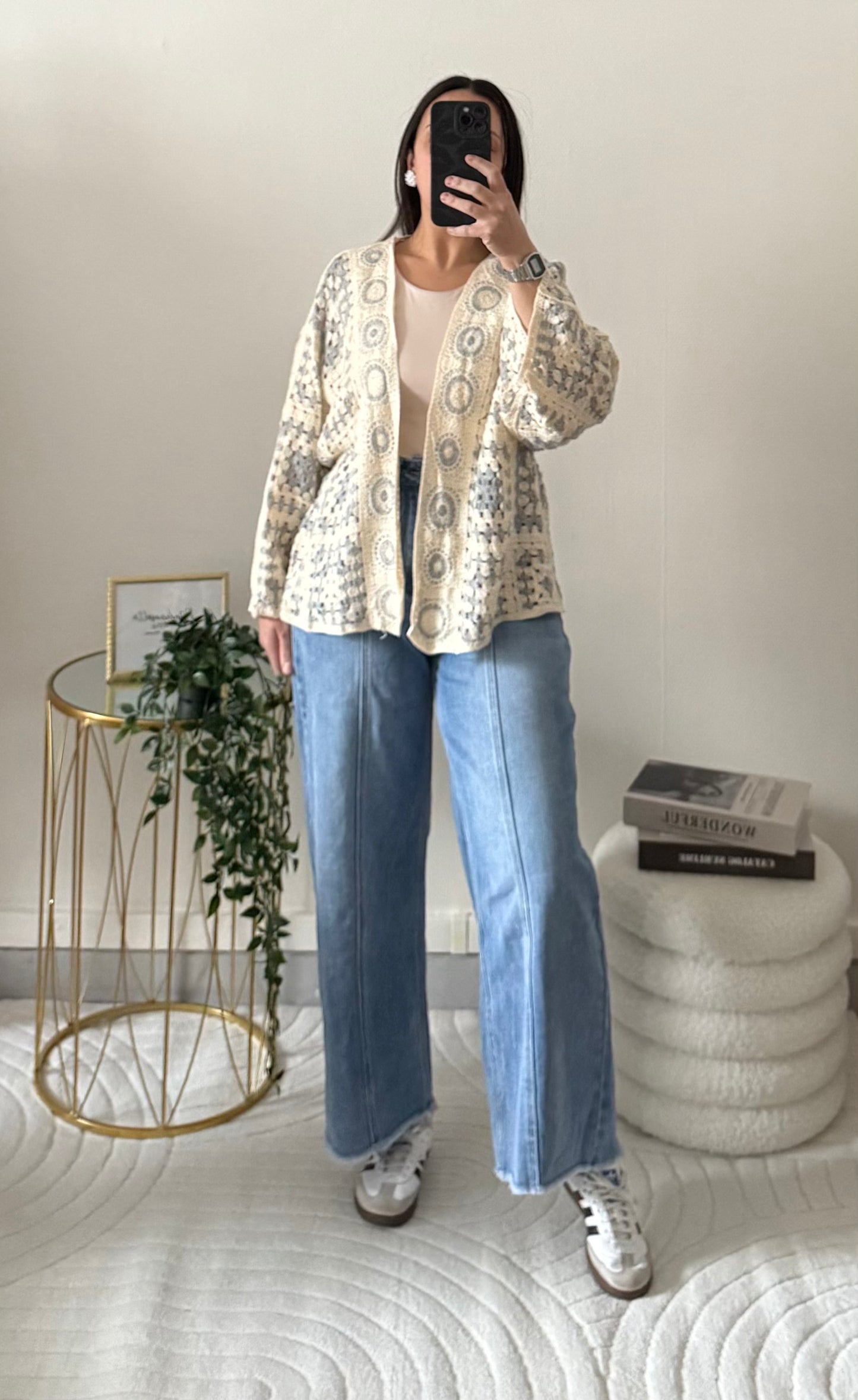 Gilet en crochet gris