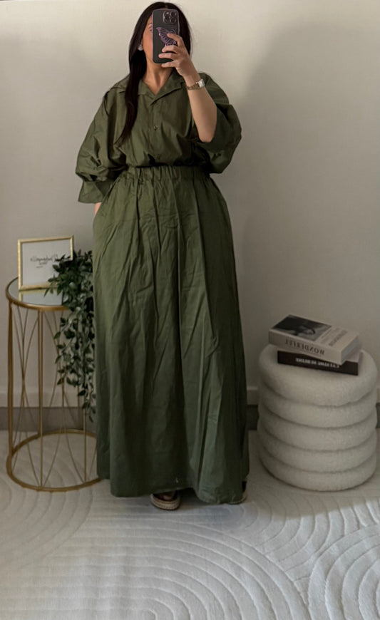 Ensemble chemise jupe kaki