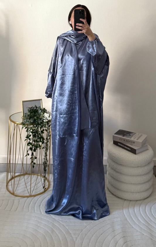 Abaya avec foulard bleu foncé